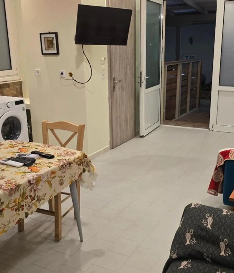 Alexia Ferentinou Apartment Kothreas